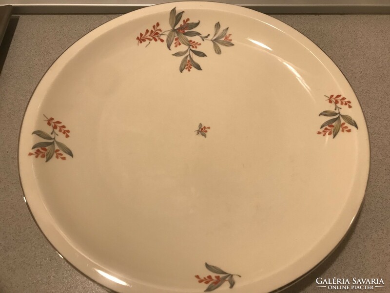 Antique haas & czjzek serving bowl on a cream-colored base with small flowers, diameter 28.5 cm