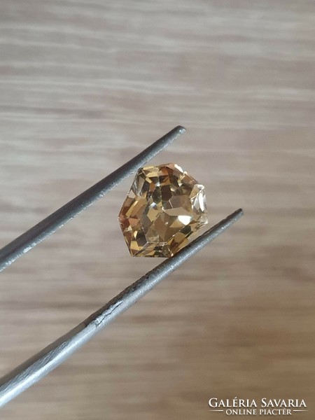 1.4 Ct faceted imperial topaz from Brazil!!!