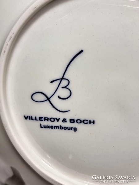 VILLEROY & BOCH Luxembourg LB hullámos peremű tálka kék virág festett mintával