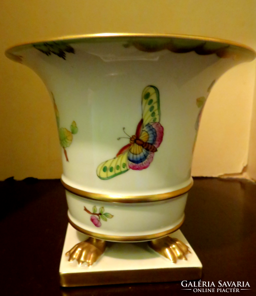 Herend Victoria patterned nail vase, richly painted 2.