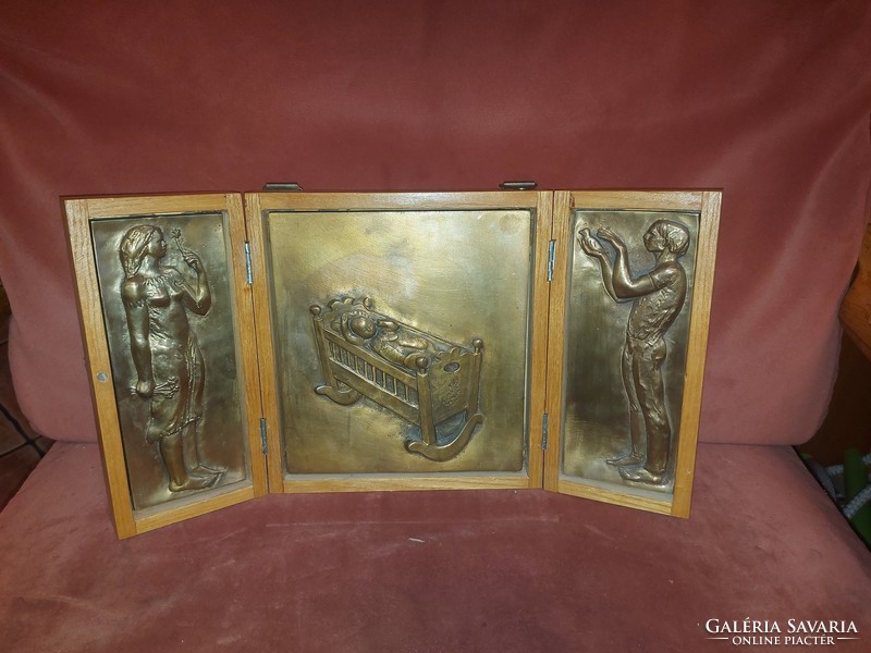 Kampfl József"KJ 81" szignós bronz triptichon,kinyitható,falra akasztható dobozban,kinyitva 38x20 cm