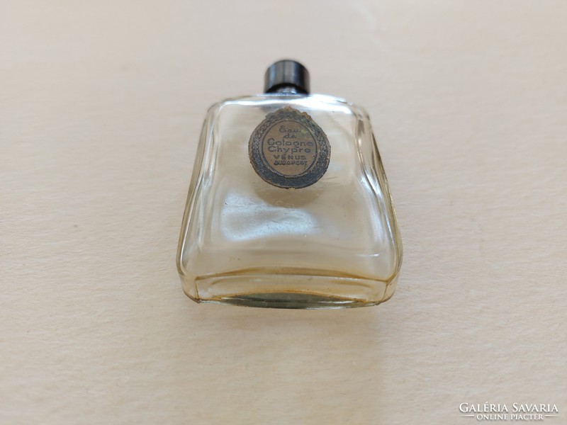 Régi címkés Vénus Budapest parfümös üveg vintage kölnis palack