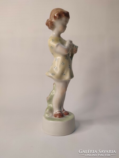 Porcelain figurine Zsolnay girl with flowers