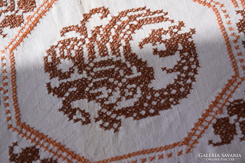 RITKA Antik Régi Népi Len Vászon terítő asztalterítő abrosz Sárkányok kézzel hímzett 150 x 123