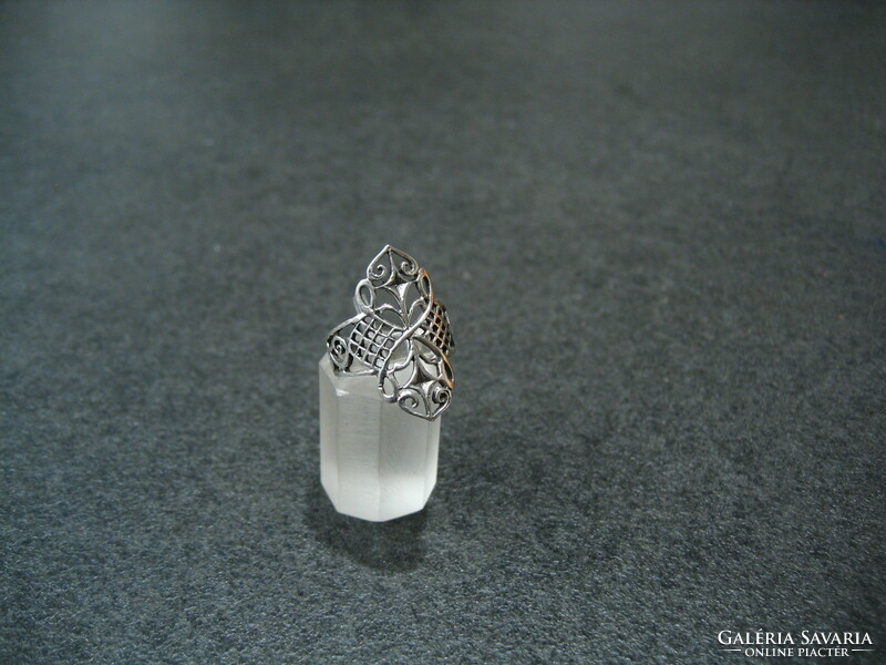 Openwork lace pattern silver ring