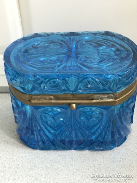 Antique pressed glass tea box in gentian blue, 13.5 x 9 x 9.5 cm