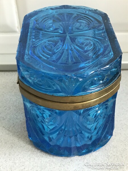 Antique pressed glass tea box in gentian blue, 13.5 x 9 x 9.5 cm