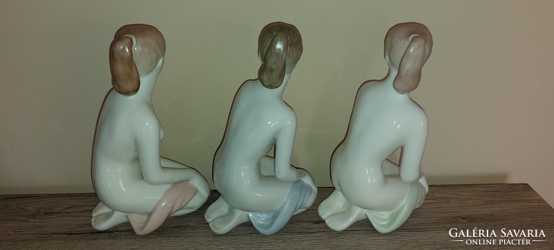 Aquincum kneeling female nude color series