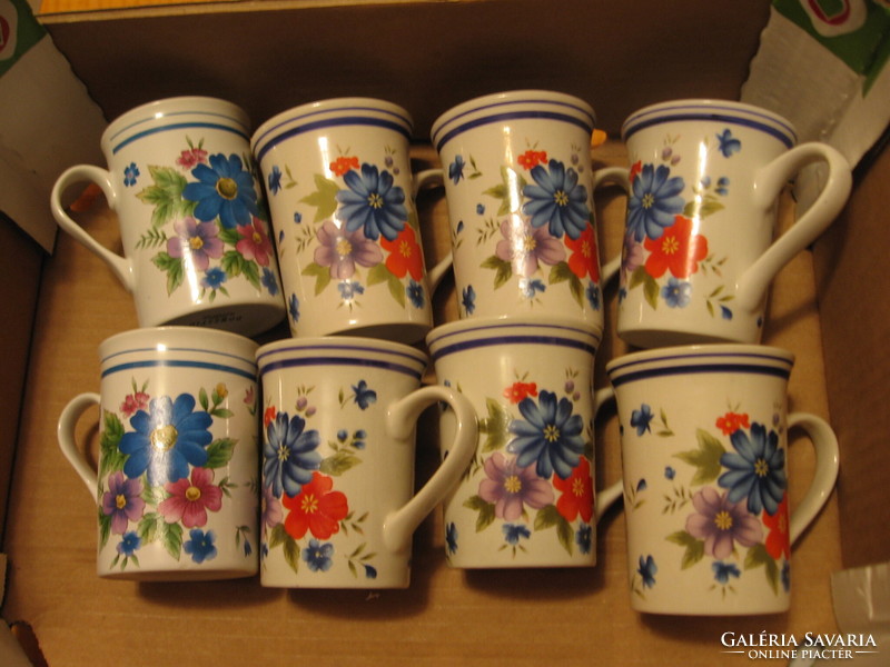 Retro színes virágos csészék, bögrék, Domestic