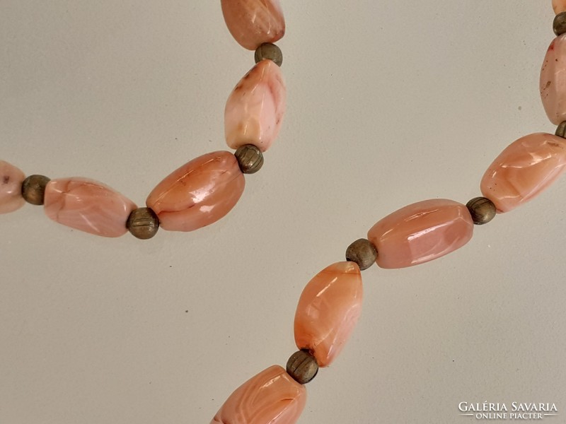 Vintage mineral or glass necklace in salmon color