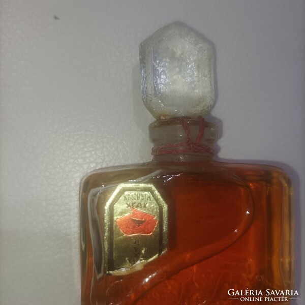 Eredeti orosz parfüm.