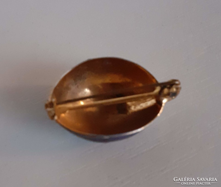 Retro copper brooch pin