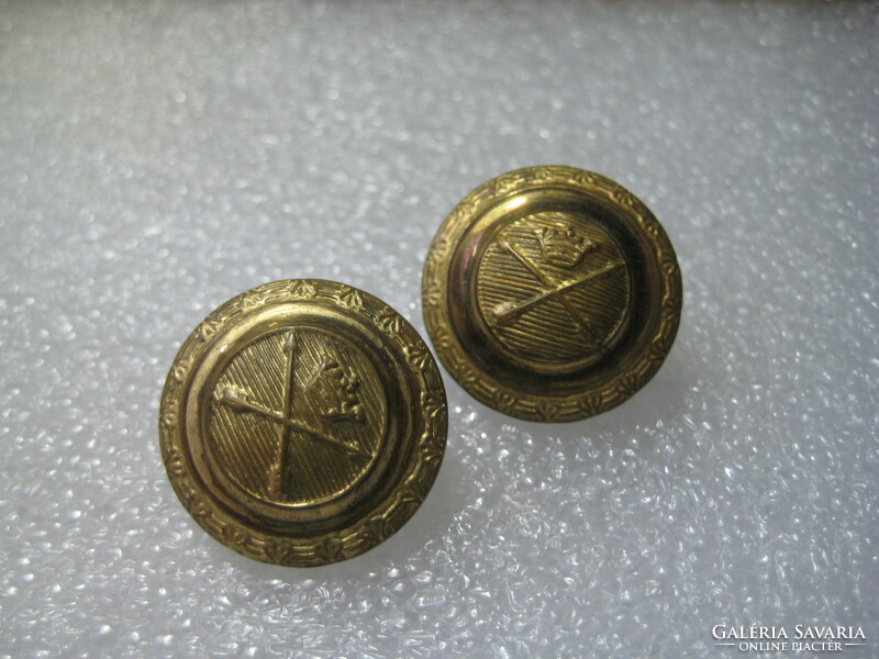 Military buttons, 2 pcs