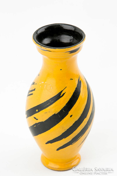 Gorka livia, retro 1950 black and yellow 20.5 Cm artistic ceramic vase, perfect! (G012)