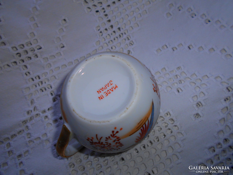 Antik tradicionális japán mintával  kézzel festett porcelán tejszínes  kancsó