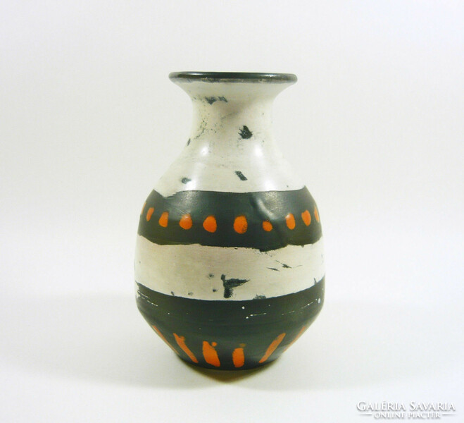 Gorka livia, retro 1950 black and white 15.6 Cm artistic ceramic vase, flawless! (G038)