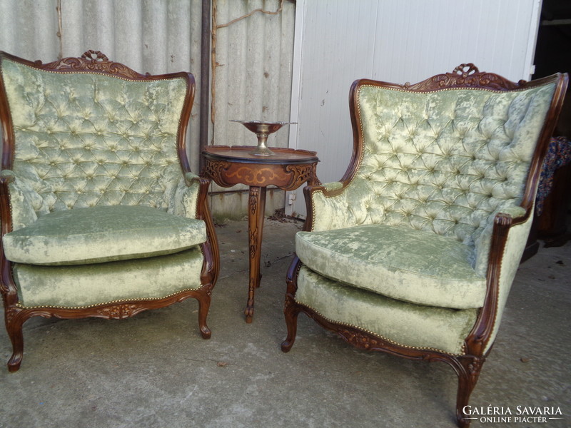 Pair of baroque armchairs
