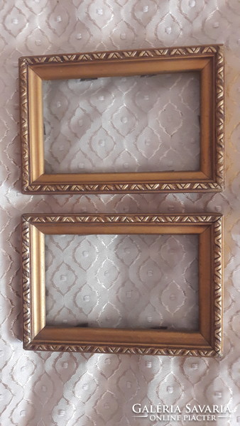 Old picture frame (m3500)