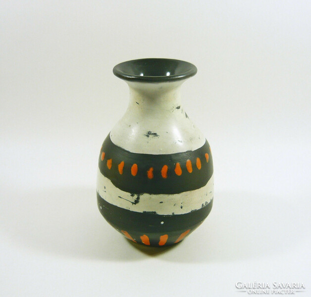 Gorka livia, retro 1950 black and white 15.6 Cm artistic ceramic vase, flawless! (G038)