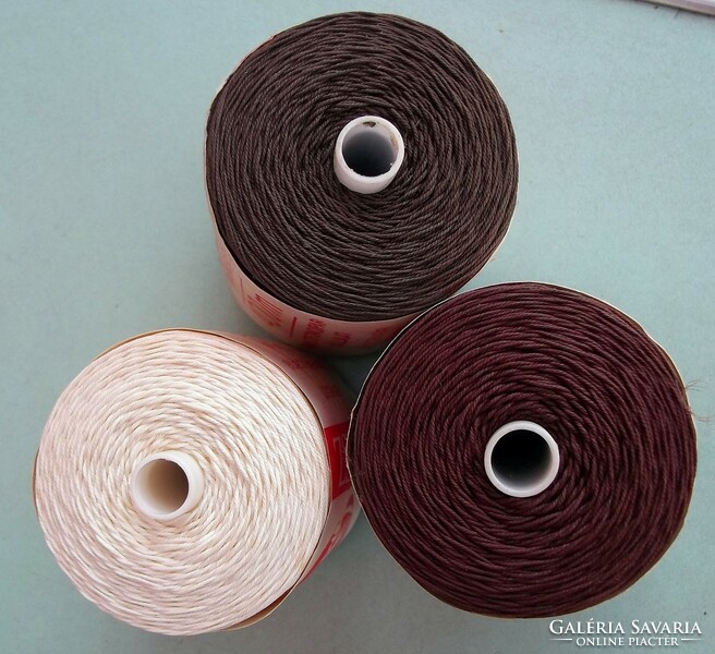 52 rolls of new leather sewing thread