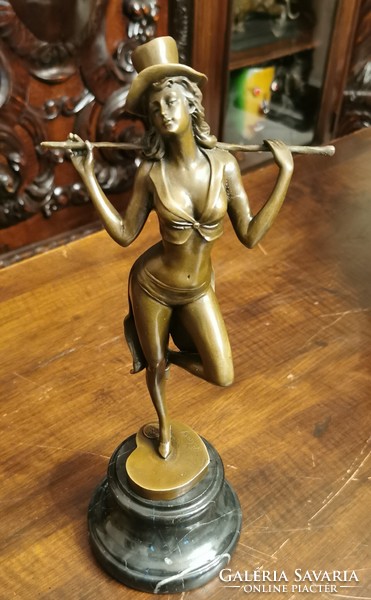 Revu dancer - bronze sculpture