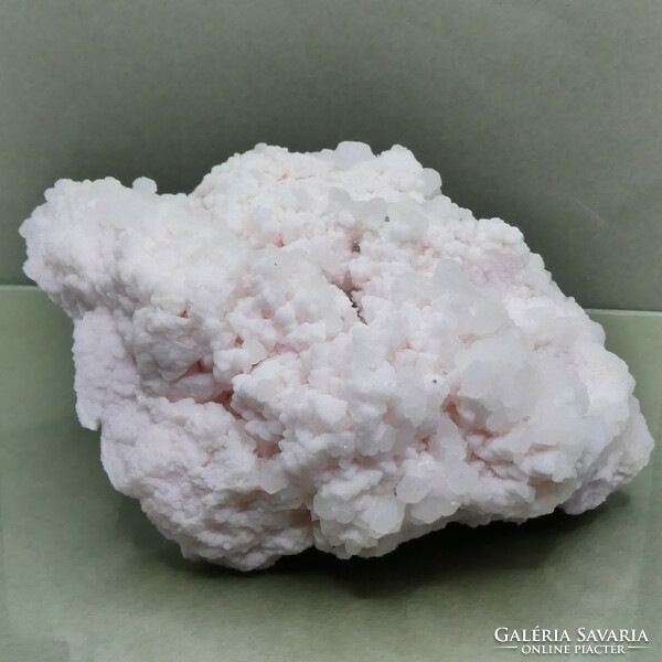 Large, fluorescent manganese-calcite and calcite mineral crystal group 357 grams