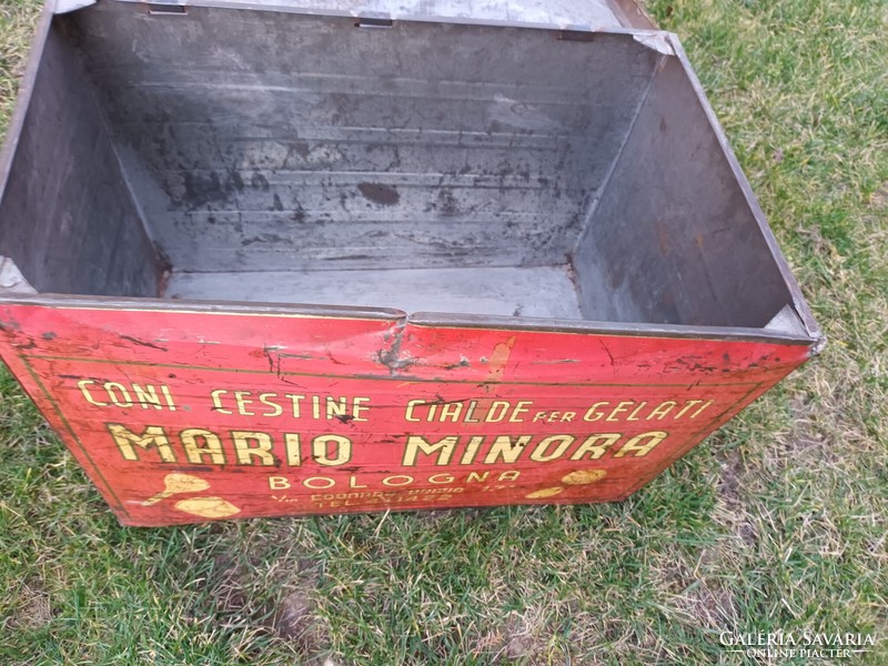 Antique Italian ice cream/candy box