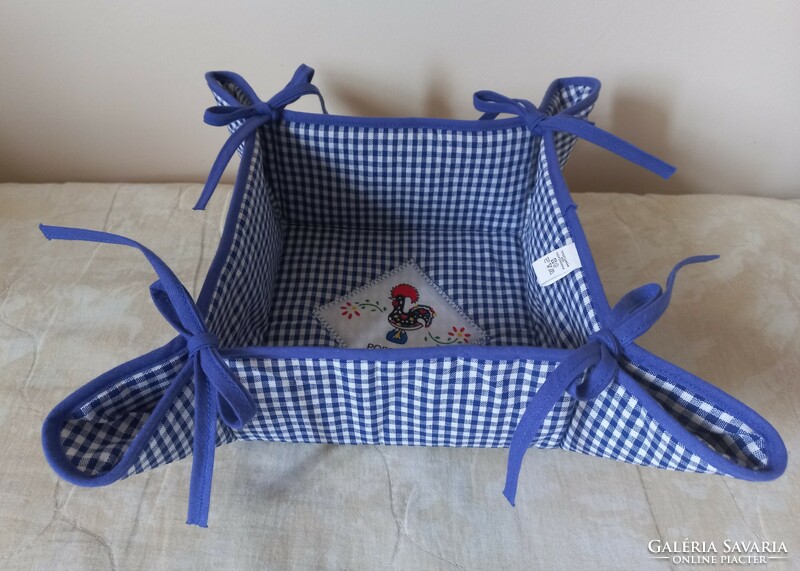 Textile bread basket with Portuguese rooster symbol