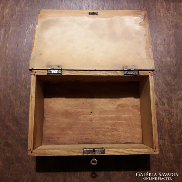 M.N.D.Sz. Sopron wooden box
