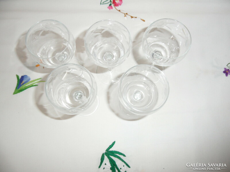 Older glass liqueur set (6 pieces)