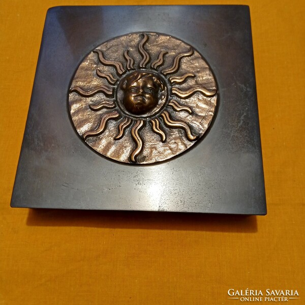Kopcsányi Ottó zsűrizett iparművészeti bronz díszdoboz