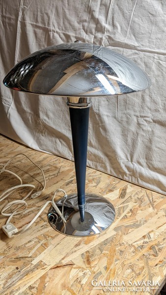 Chrome mushroom lamp