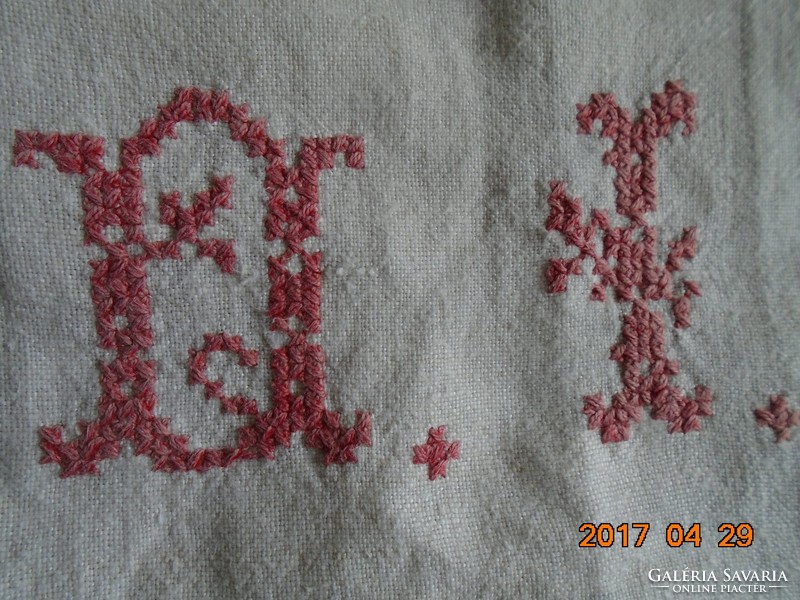 Antique Swabian woven kerchief with monogram in Gothic letters from Nagysokond, Northern Transylvania
