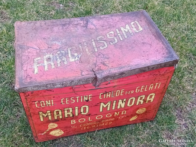 Antique Italian ice cream/candy box