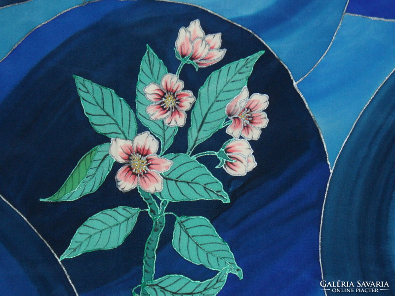 Kézi festésű jelzett selyem női kendő, sál ( 90 cm x 87 cm )