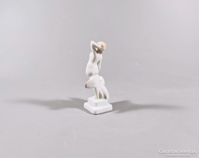 HERENDI LÉDA A HATTYÚVAL, KÉZZEL FESTETT MINIATŰR PORCELÁN FIGURA, HIBÁTLAN ! (BT013)