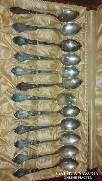 12 silver spoons, 105 gr