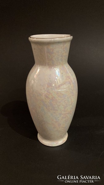 Ravenhouse white iridescent vase