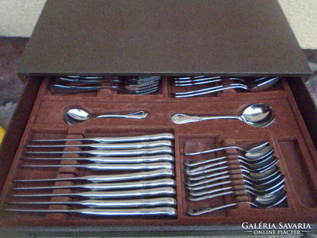 Wmf premiere cromargan protect® cutlery set: medium package for 10 people