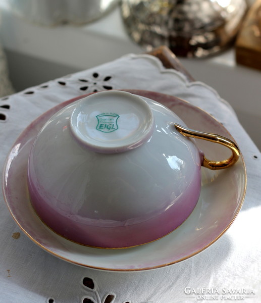 Eigl Austria tojáshéj porcelán, pink/erős rózsaszín, finoman irrizáló, aranyozott teás szett