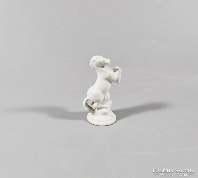 Vienna Wien miniature porcelain figurine, flawless! (Bt016)