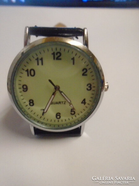 French foreign legion style ffi wristwatch that has never been used with an eggshell dial