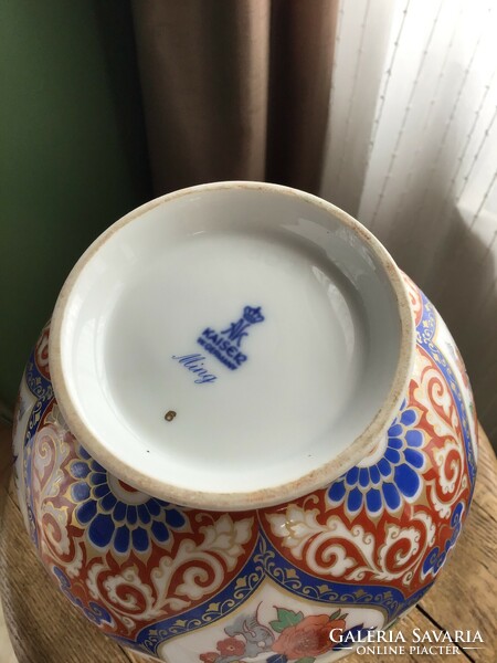 Old Kaiser porcelain vase - ming