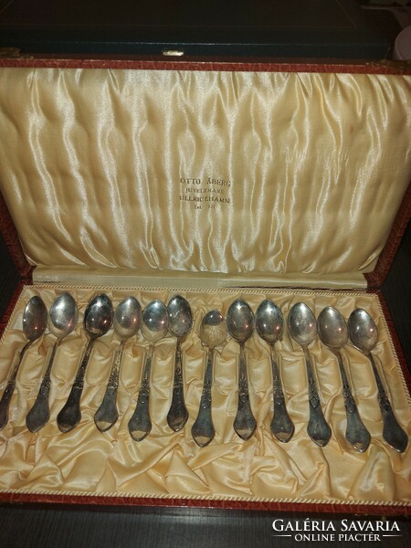 12 silver spoons, 105 gr