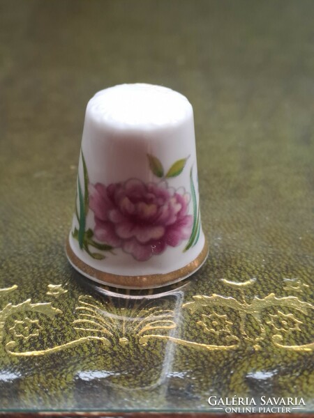 Spode fine bone china made in England English porcelain thimble selection spring buzz