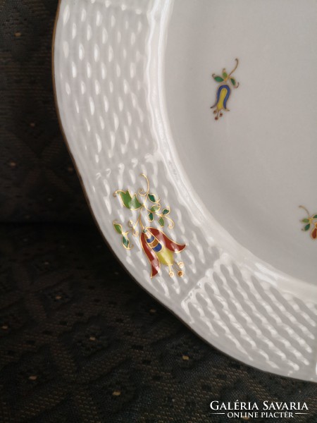 Brilliant Herend mhg patterned plate with lots of gold