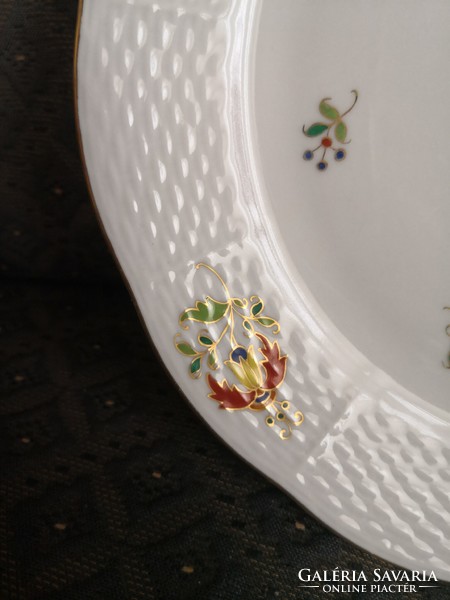 Brilliant Herend mhg patterned plate