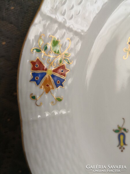 Brilliant Herend mhg patterned plate with lots of gold