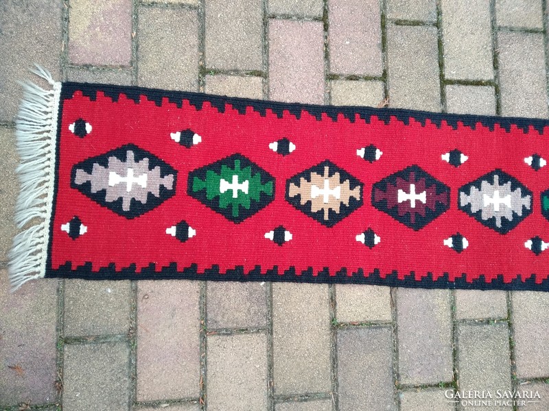 Indian carpet, 100 x 30 cm