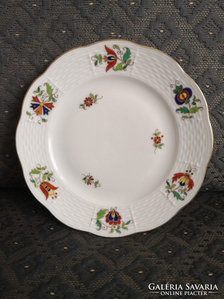 Brilliant Herend mhg patterned plate